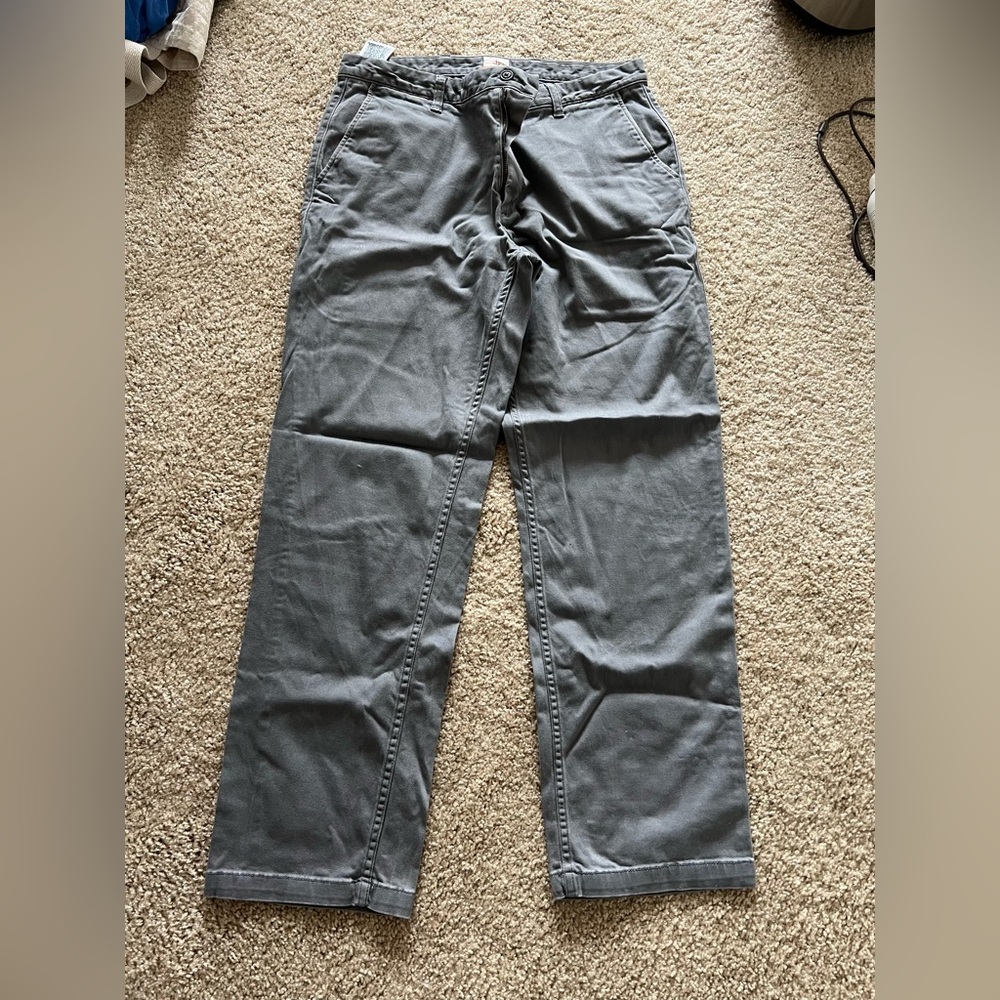Dockers straight fit bluish grey chinos - great for summer and fall size 34/32